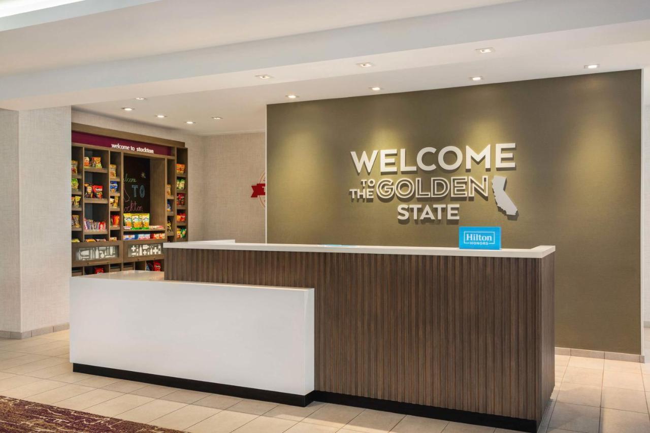 Hampton Inn Stockton, Ca Bagian luar foto