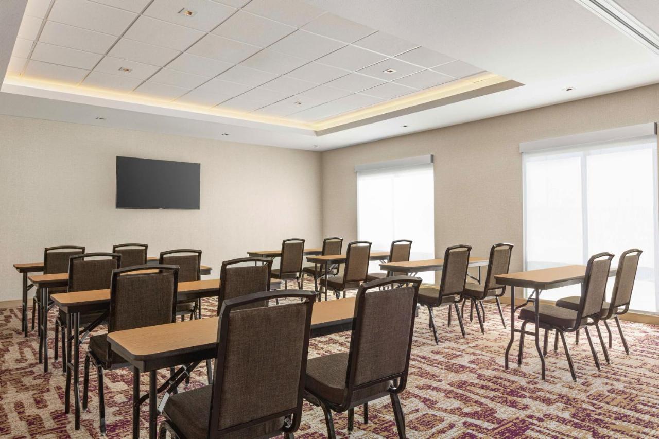 Hampton Inn Stockton, Ca Bagian luar foto