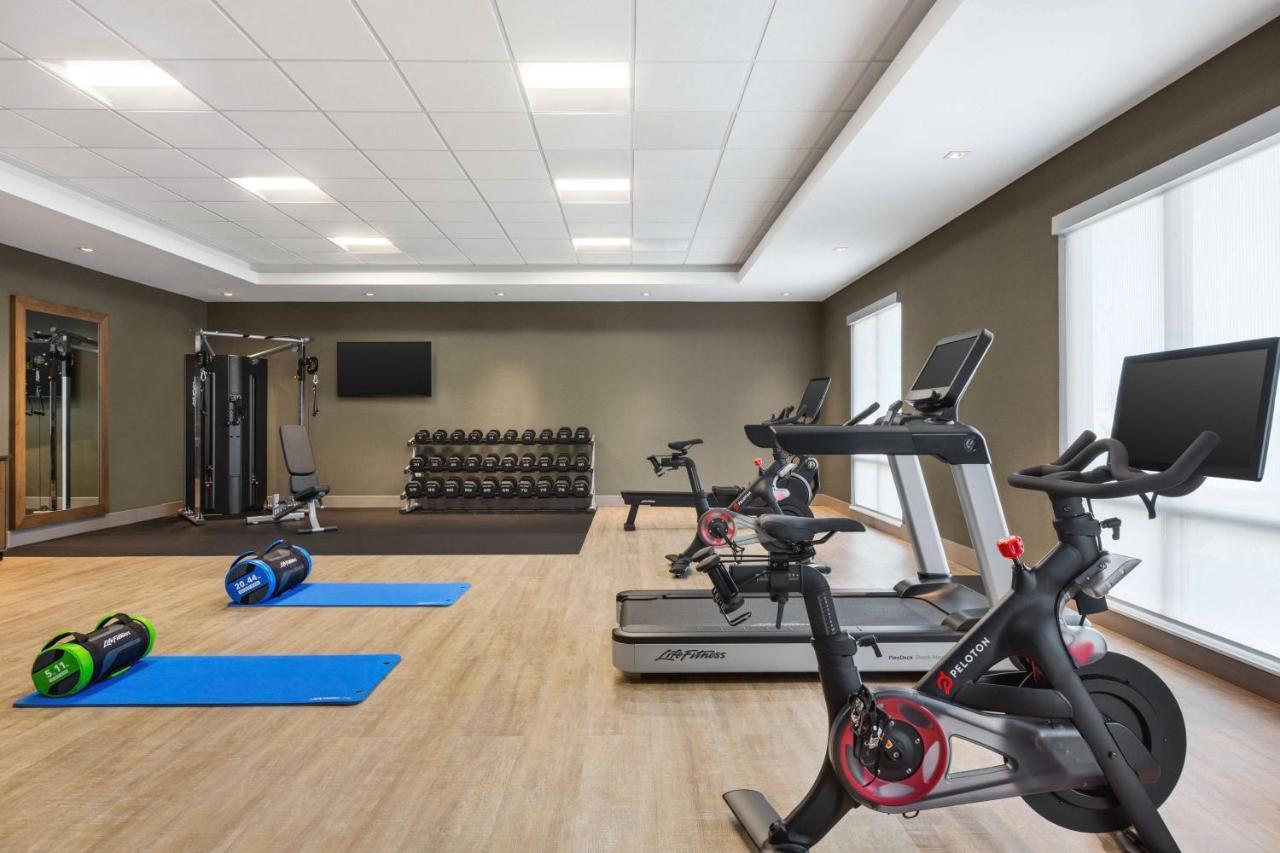 Hampton Inn Stockton, Ca Bagian luar foto
