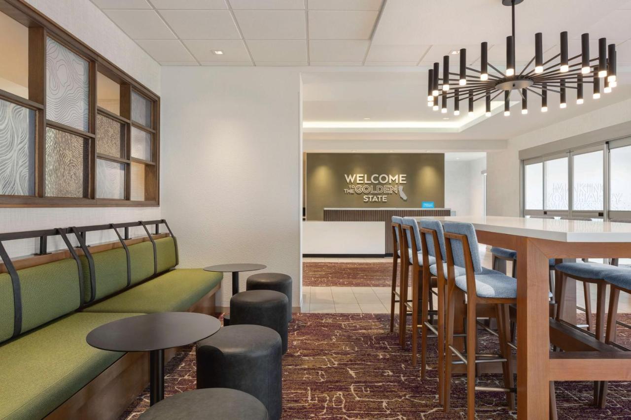 Hampton Inn Stockton, Ca Bagian luar foto