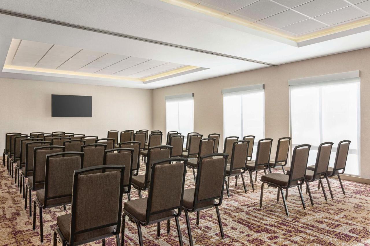 Hampton Inn Stockton, Ca Bagian luar foto